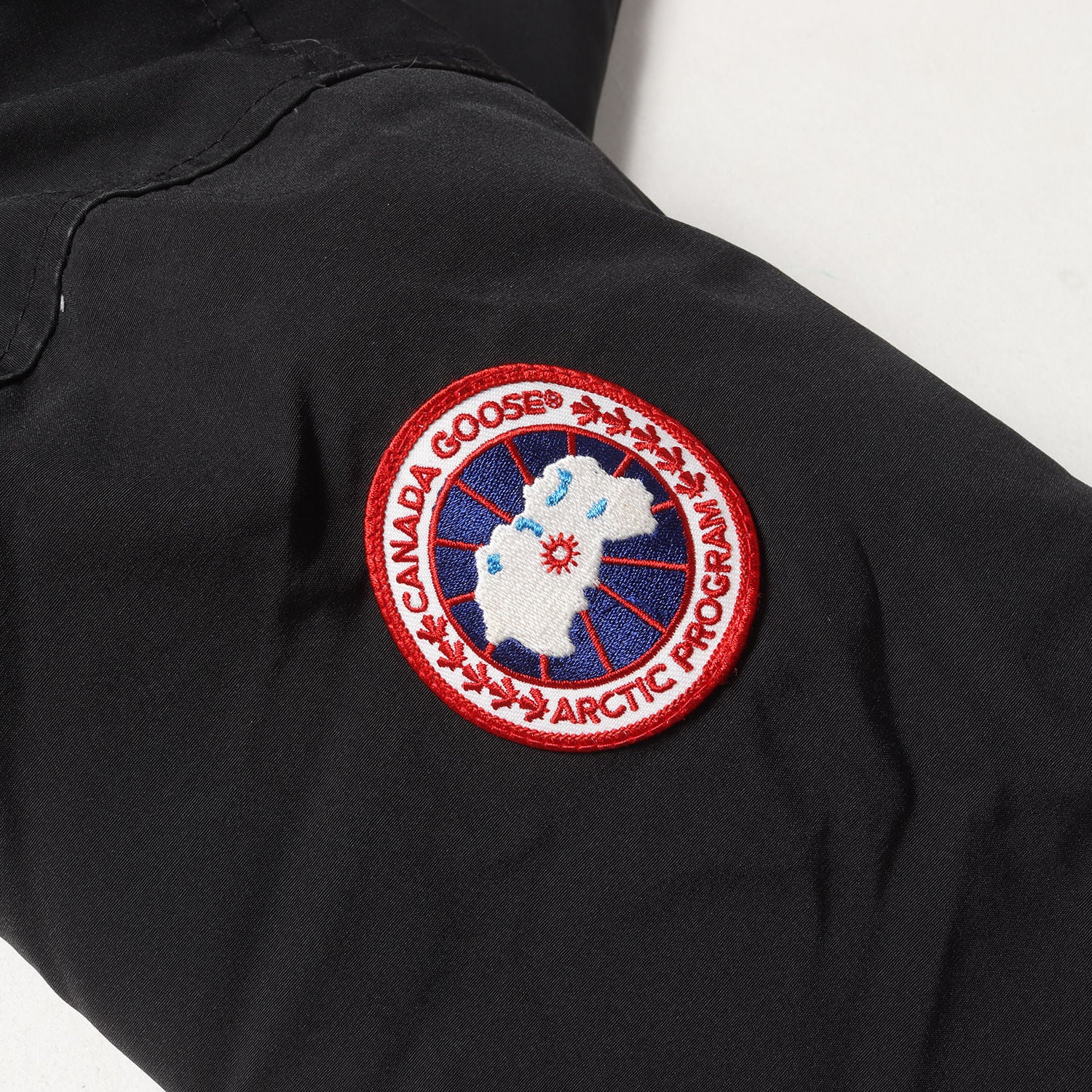 CANADA GOOSE (カナダグース) シャトー パーカー (CHATEAU PARKA 3426JM R) / ダウン コート ジャケット -  ブランド古着の通販・買取 | BEEGLE by Boo-Bee