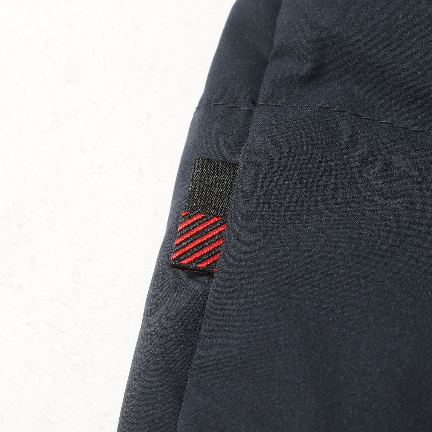 × UNITED ARROWS フード付き ハイネック ロング ダウンジャケット (SIERRA LONG JKT WOLOW0013)