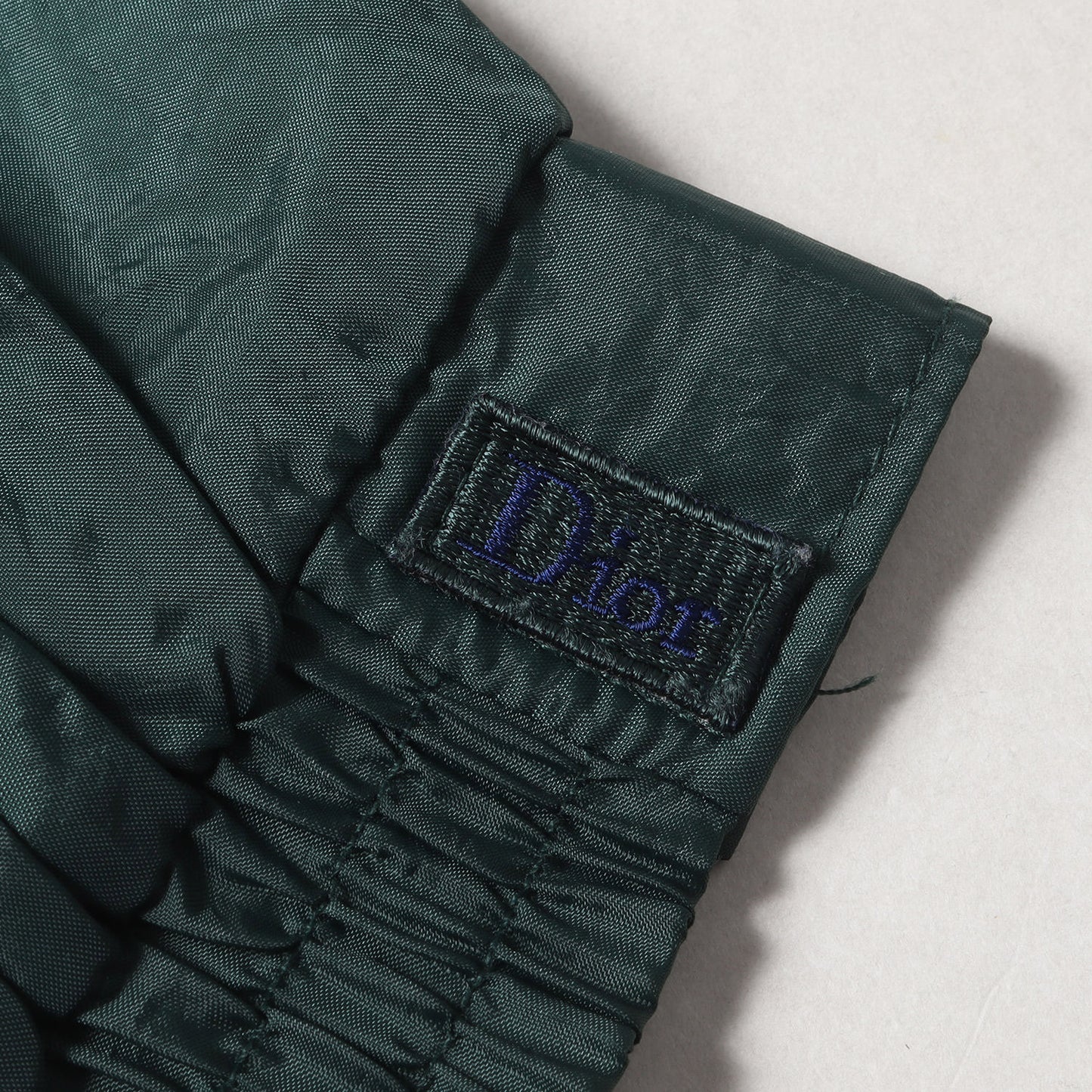 バイカラー シャイニー ナイロン ハイネック ジップ ブルゾン / ジャケット セットインスリーブ ウインドブレーカー MONSIEUR ムッシュ