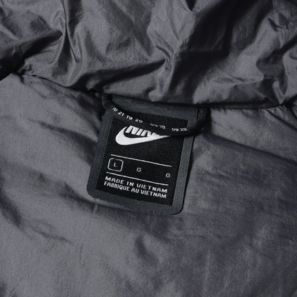 NIKE (ナイキ) パテッド アノラック パーカー (TECH PACK SYN FILL 