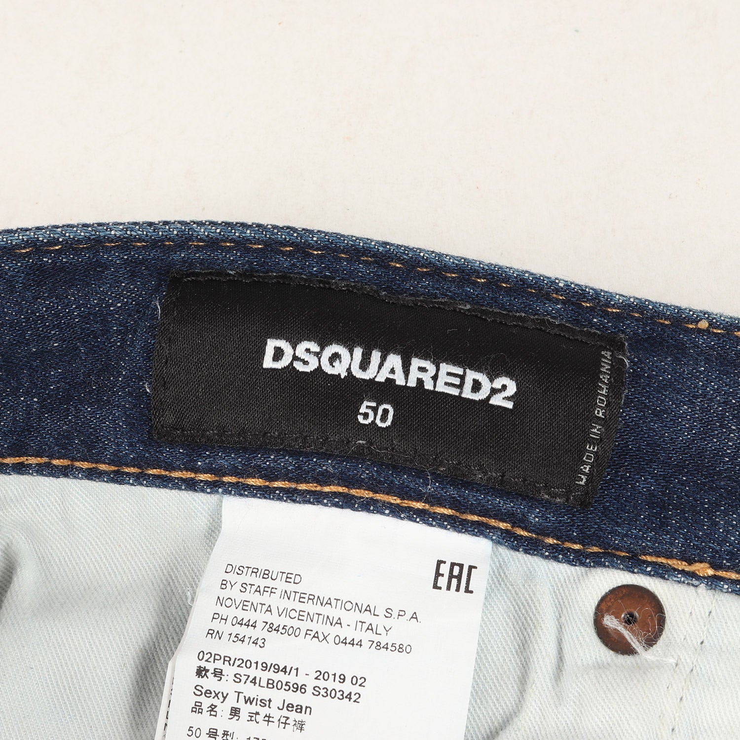 DSQUARED2 (ディースクエアード) 19AW クラッシュリペア ペイント加工 ストレッチ デニム スキニー パンツ (Sexy Twist  Jean S74LB0596 S30342) / ボタンフライ ジーンズ - ブランド古着の通販・買取 | BEEGLE by Boo-Bee