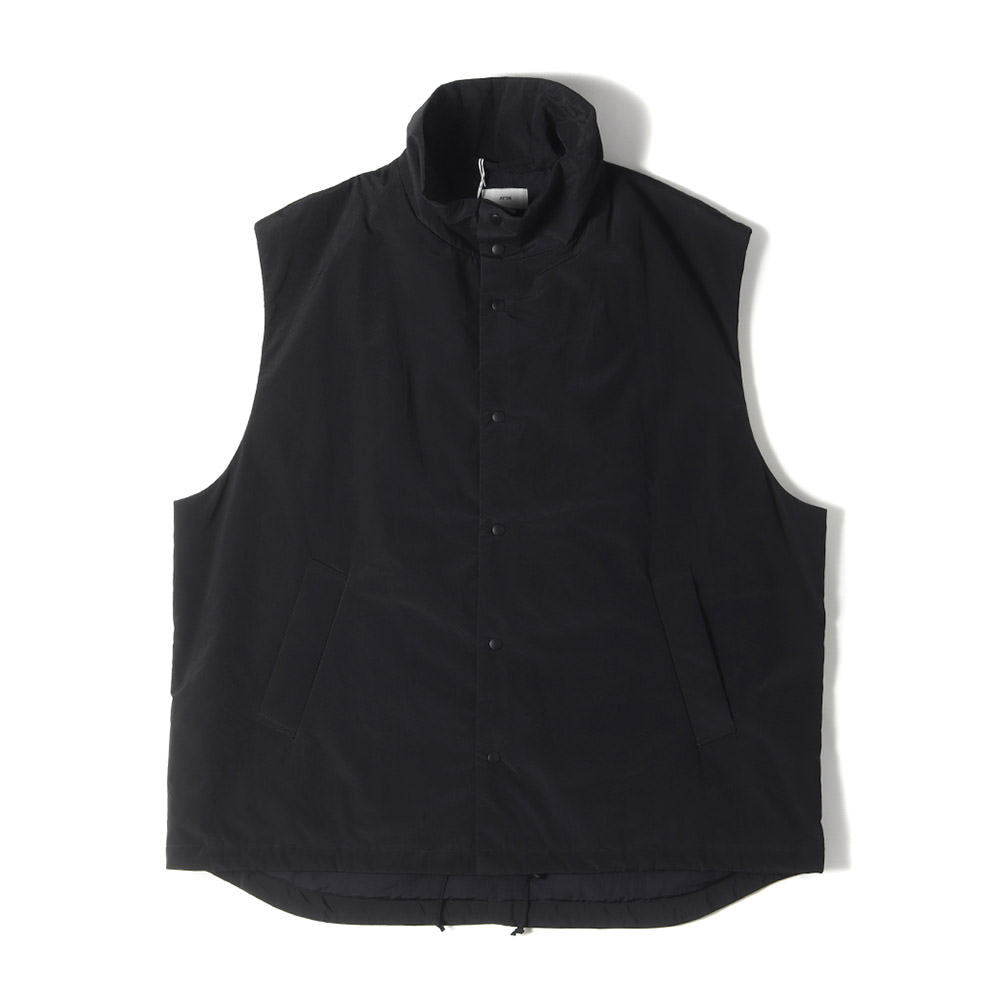 ATON (エイトン) 23AW ハイネック テクノコットン パテッド ベスト (TECHNO COTTON PADDED VEST 7074642)  / スリーブレス ジャケット ノースリーブ ブルゾン アウター 羽織 定番 ベーシック ドメブラ - ブランド古着の通販・買取 | BEEGLE by  Boo-Bee