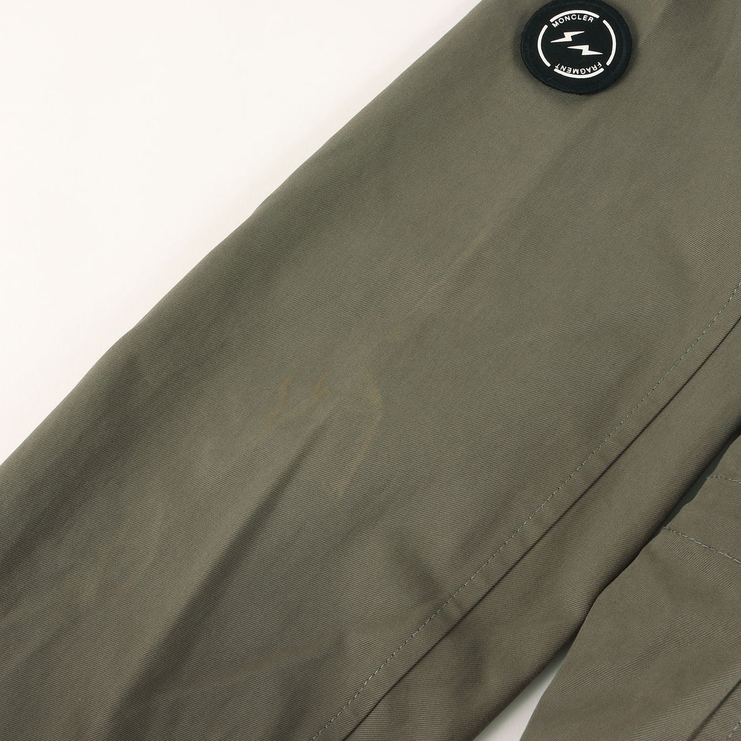 × fragment design 2WAY ダウンベストライナー付き ロゴ ワッペン ミリタリー ジャケット (DAVIS) / GENIUS