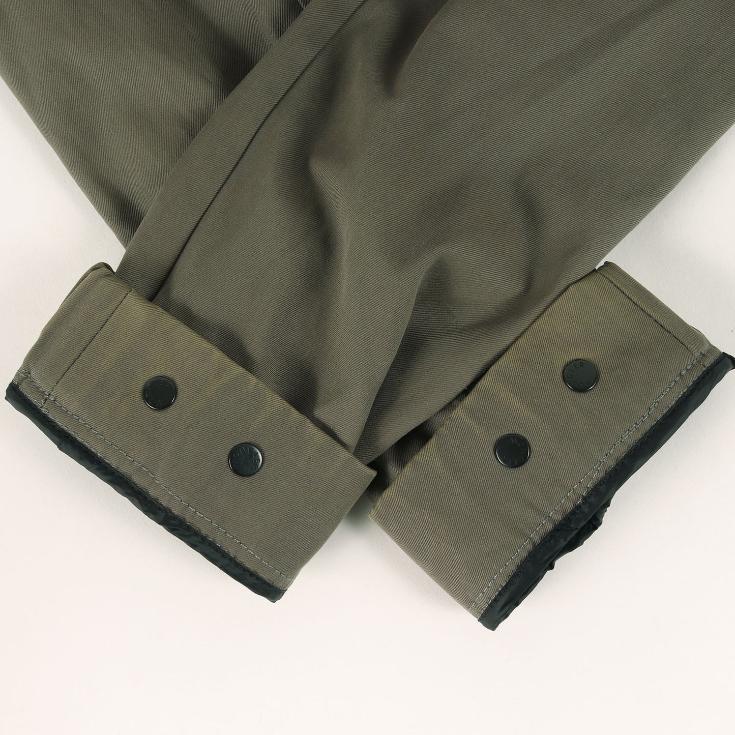 × fragment design 2WAY ダウンベストライナー付き ロゴ ワッペン ミリタリー ジャケット (DAVIS) / GENIUS