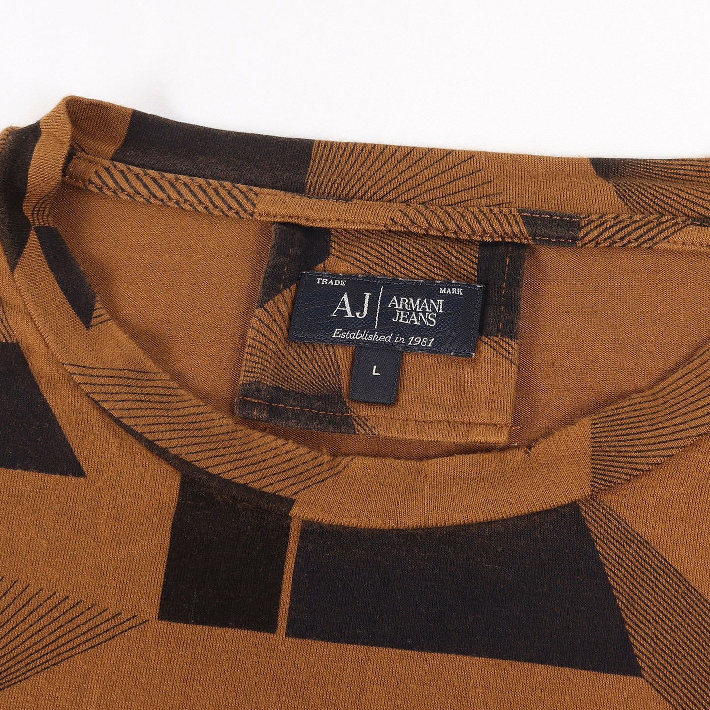 近年モデル ジオメトリック ストレッチ ビスコース Tシャツ