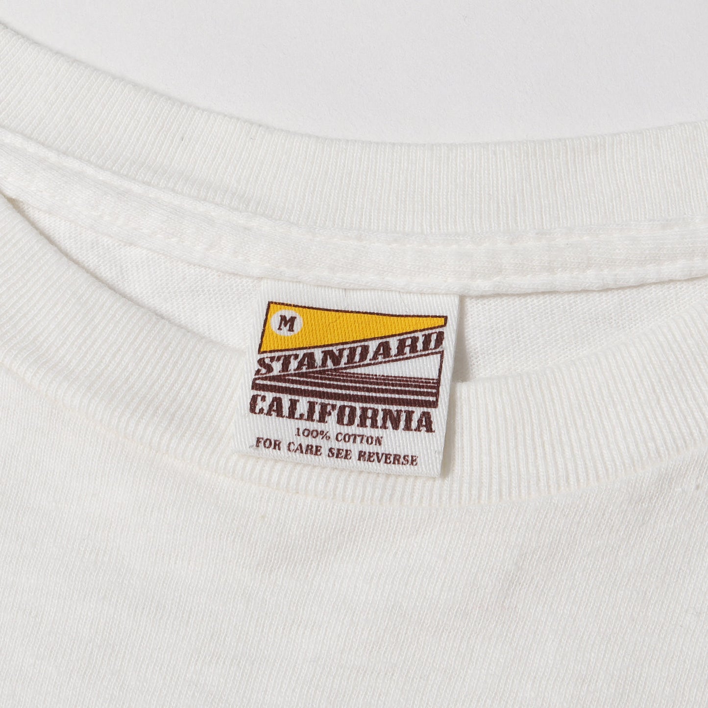フロント ロゴ クルーネック Tシャツ