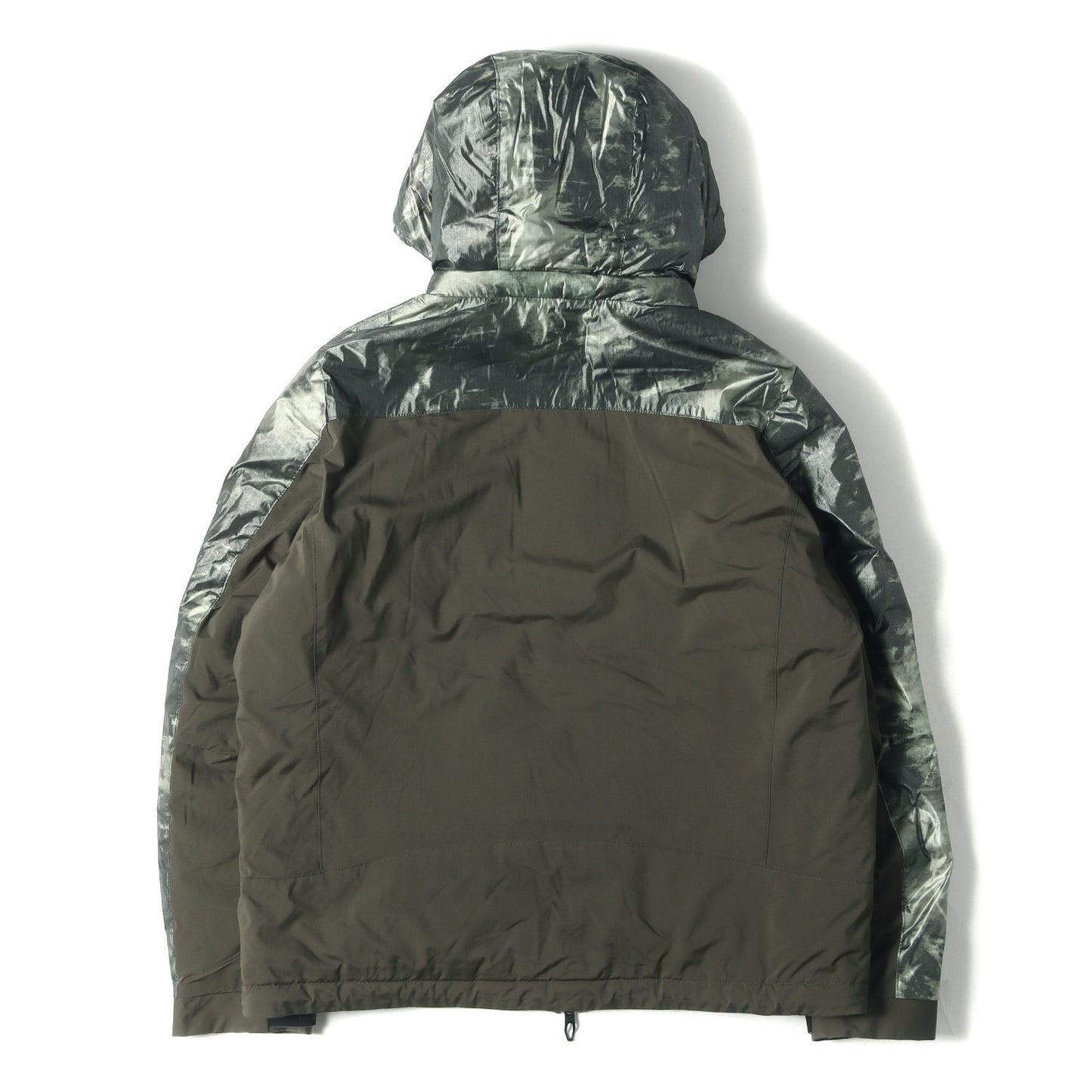 ジオメトリック 切替 カレーテ ダウンジャケット (CARETE MTAT20A4705-D)