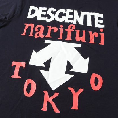 × DESCENTE LIMITED POP UP STORE 限定 フロント ロゴ ストレッチ ポリ Tシャツ (DOR-C7549)
