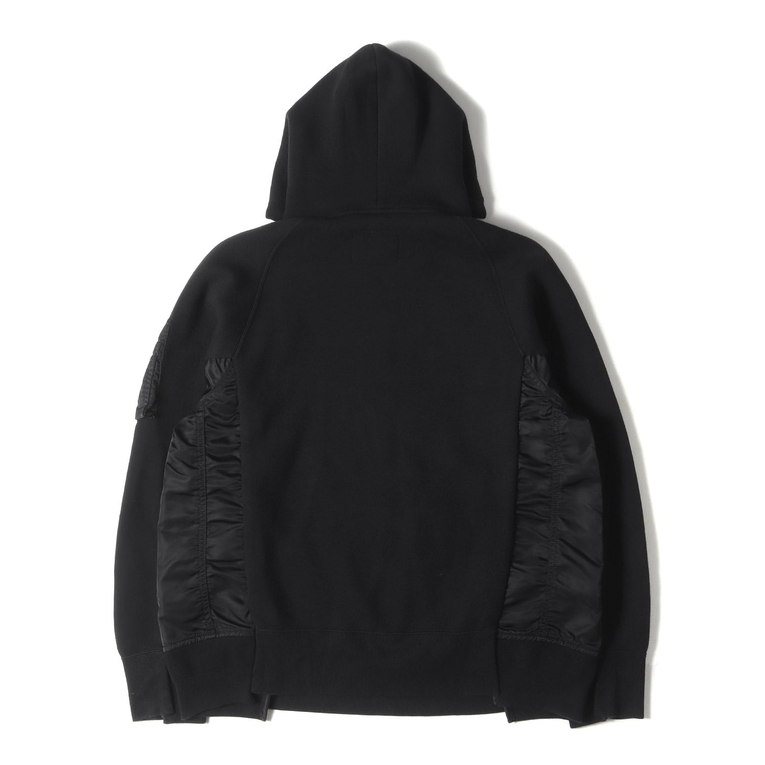 Sacai (サカイ) 22AW 切替 ダンボールスウェット パーカー (Pre Mens Sponge Sweat × Ma-1 Pull Over  Hoodie SCM-044) – ブランド古着の通販・買取 | BEEGLE by Boo-Bee