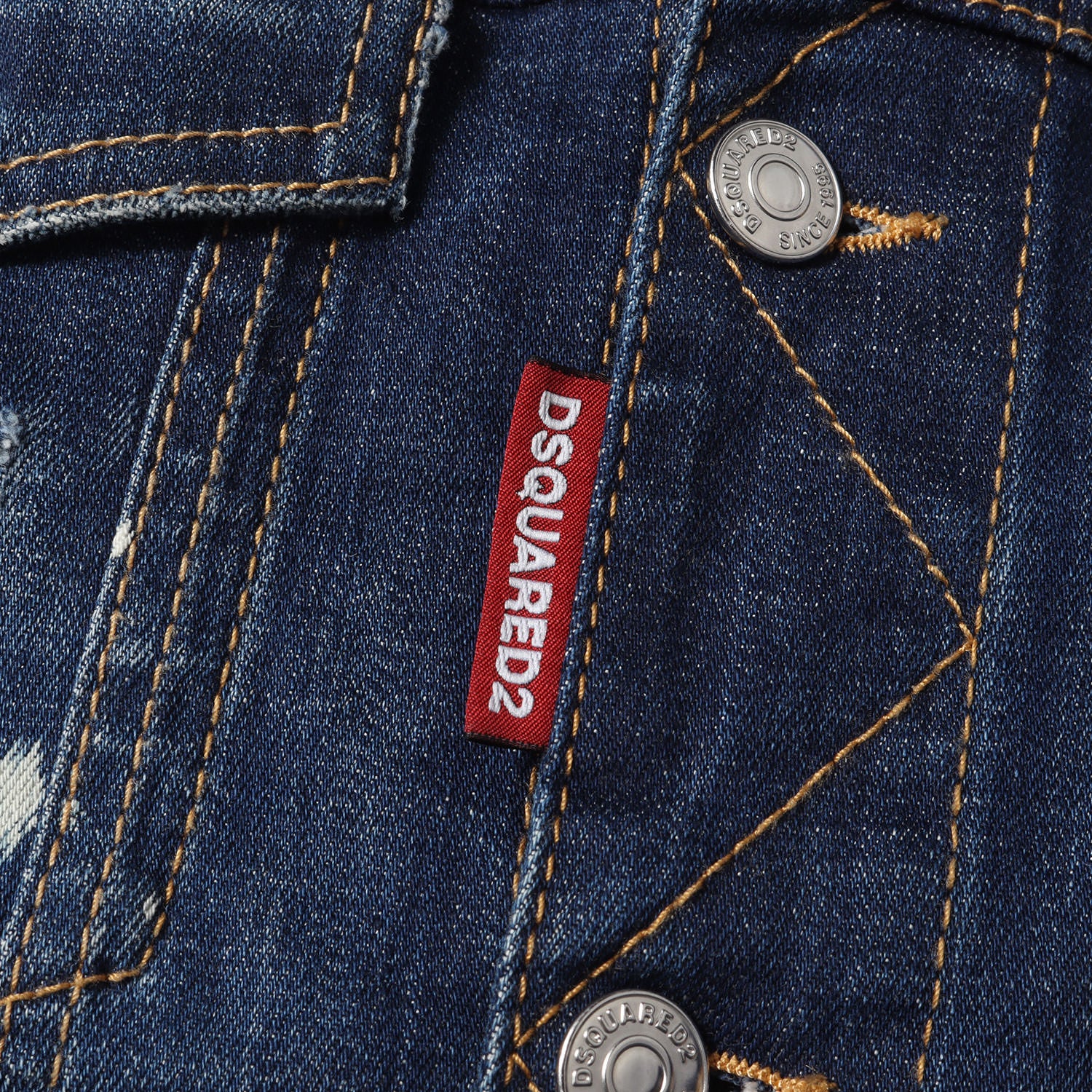 DSQUARED2 (ディースクエアード) クラッシュリペア ブリーチ加工 ストレッチ デニム トラッカー ジャケット (Tidy Jean  Jacket S74AM0847 S30342) / ブルゾン アウター 羽織 定番 ベーシック ラグカジ ラグジュアリー カジュアル イタカジ -  ブランド古着の通販・買取 ...