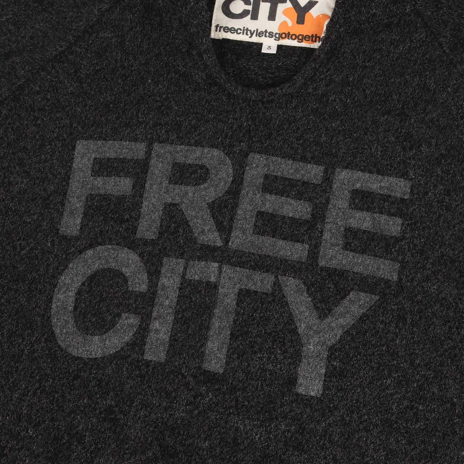 FREE CITY (フリーシティ) ロゴ プリント カシミア ウール ニット 