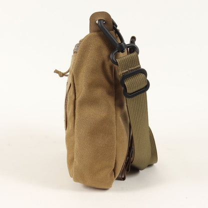 コーデュラナイロン ミニ ショルダー バッグ (PG AT POUCH WIDE L BRM203A09) / 肩掛け 斜め掛け カバン アクセサリーパーツ