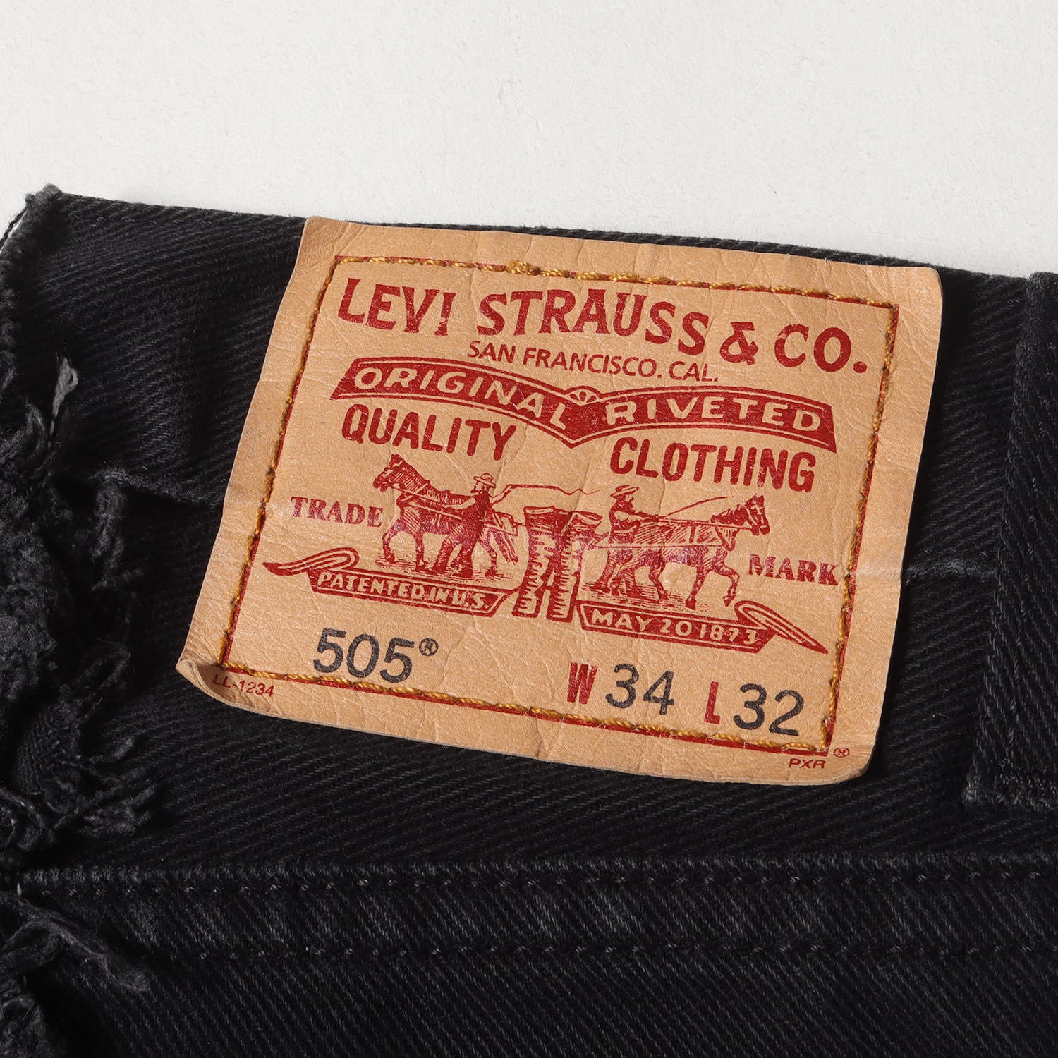 THE ELEPHANTジ エレファント　再構築ブリーチデニムパンツ THE ELEPHANTジ エレファント 再構築ブリーチデニムパンツ