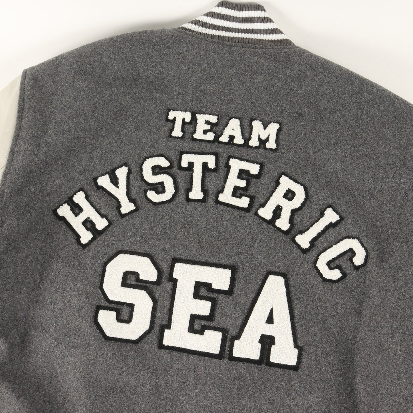 × WIND AND SEA メルトン レザースリーブ スタジャン (3rd STADIUM JUMPER WDS-HYS-3-01)