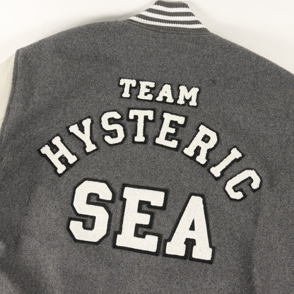 × WIND AND SEA メルトン レザースリーブ スタジャン (3rd STADIUM JUMPER WDS-HYS-3-01)