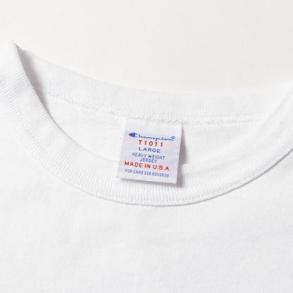 × Champion ヘビーウェイト グラフィック ロゴ Tシャツ (CHAMPION × SD MADE IN USA T1011 T) / MADE IN USA