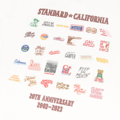 23AW 20周年記念 グラフィック ロゴ ヘビーウェイト Tシャツ (SD 20th Anniversary Logo T)