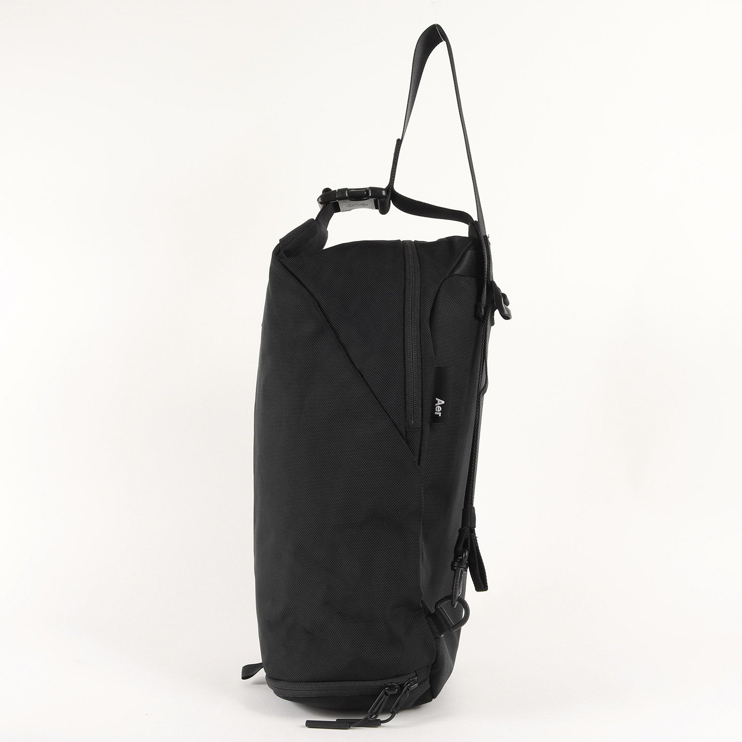 AER（エアー） スリングボディバッグ Aer CORDURA コーデュラ ナイロン