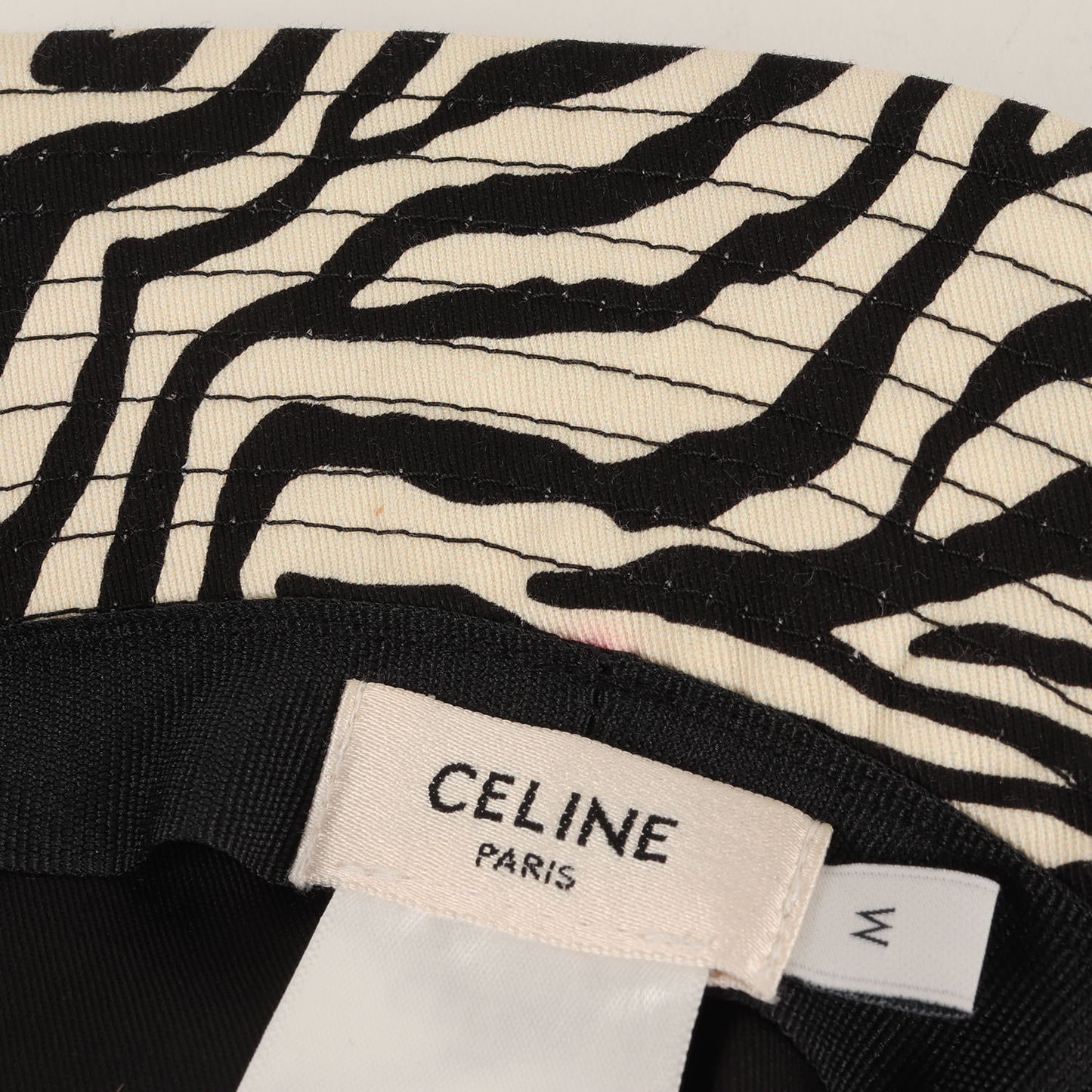 22AW ゼブラ ロゴ プリント バケットハット (2AUV1979S)