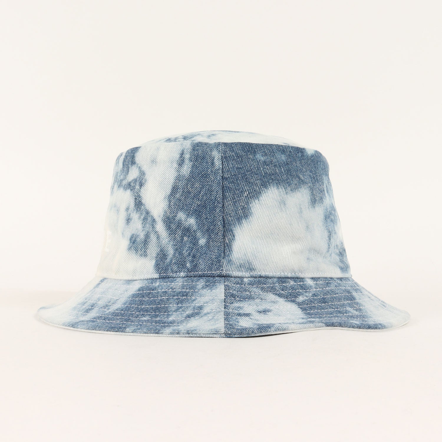 CELINE (セリーヌ) 23SS ブリーチ 加工 ロゴ刺繍 デニム バケット 