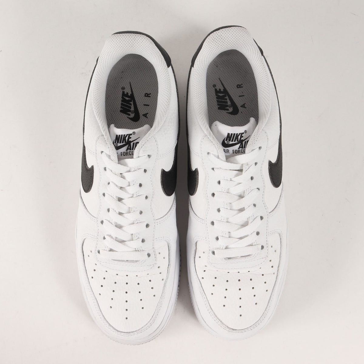 AIR FORCE 1 07 (CT2302-100/2023年製)