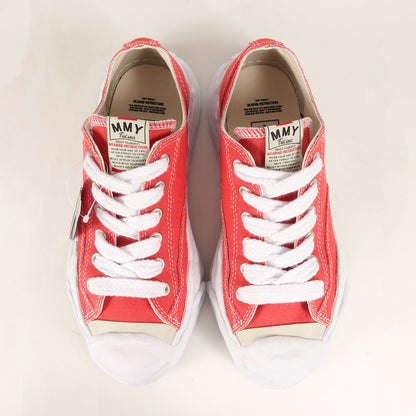 HANK OG Sole Canvas Low-top Sneaker (A05FW702) / MAISON MIHARA YASUHIRO