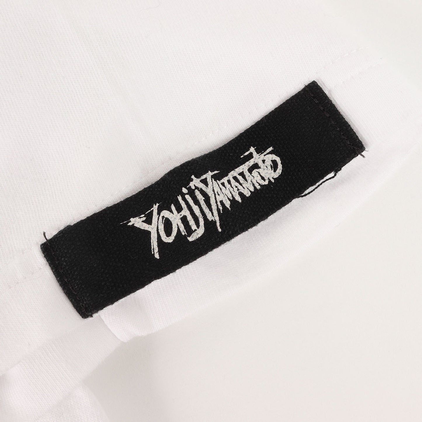 グラフィック ロゴ Tシャツ (GD-T33-070)