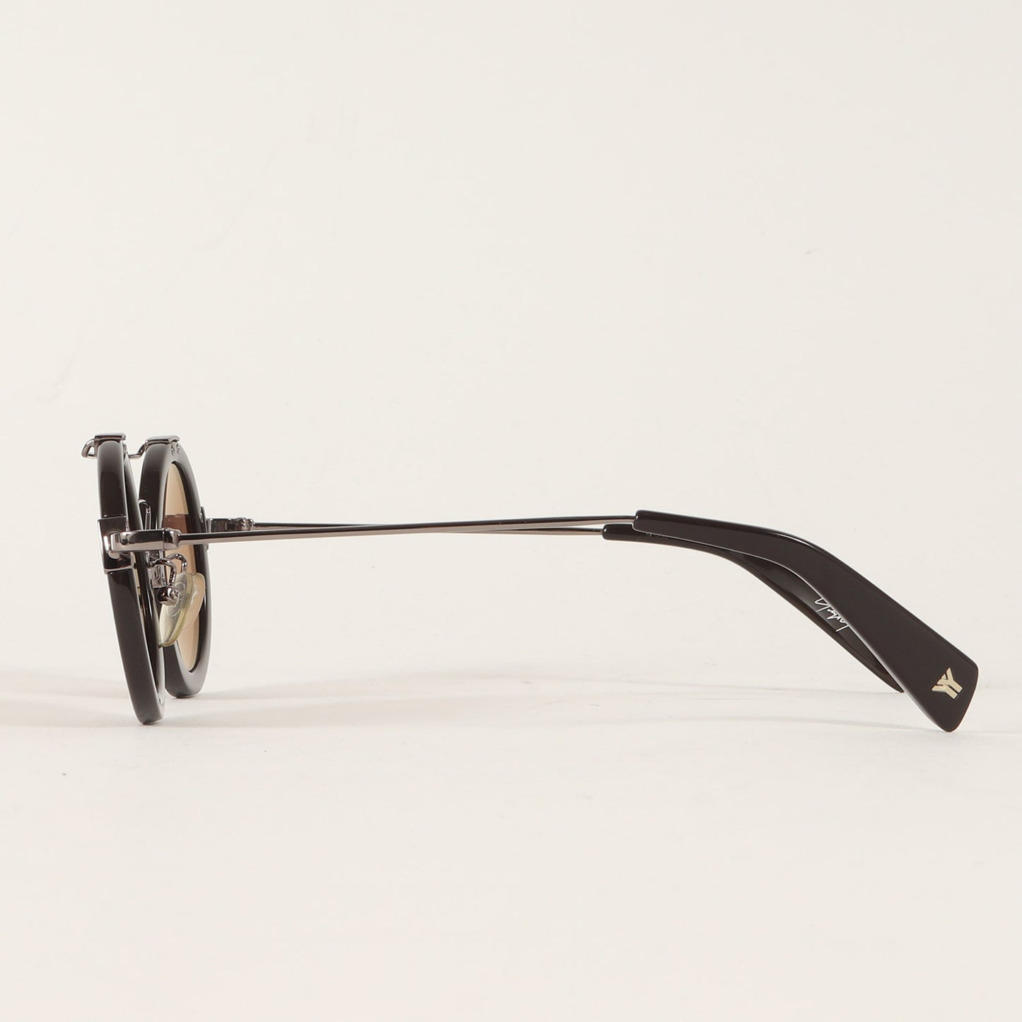 ラウンド メタル アセテート コンビ ブリッジ サングラス (YY5006) / MADE IN FRANCE