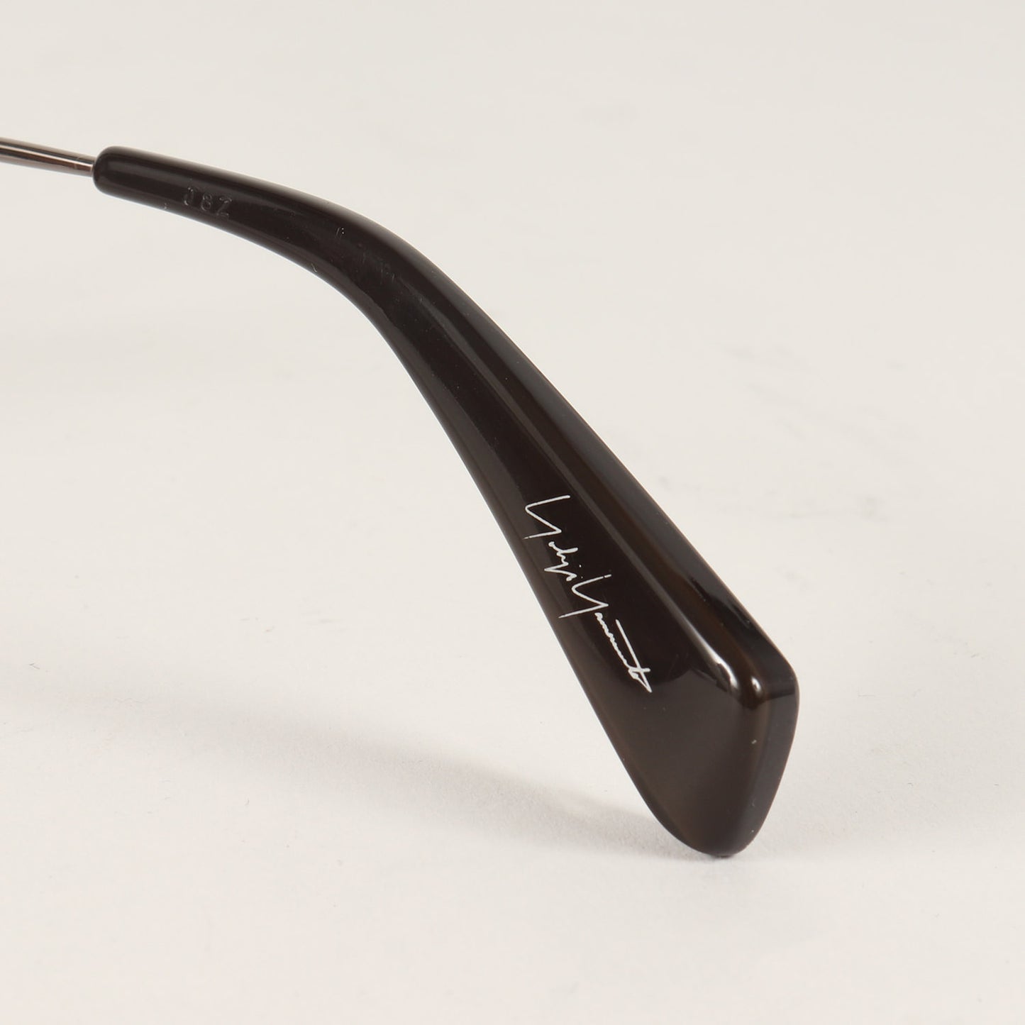 ラウンド メタル アセテート コンビ ブリッジ サングラス (YY5006) / MADE IN FRANCE