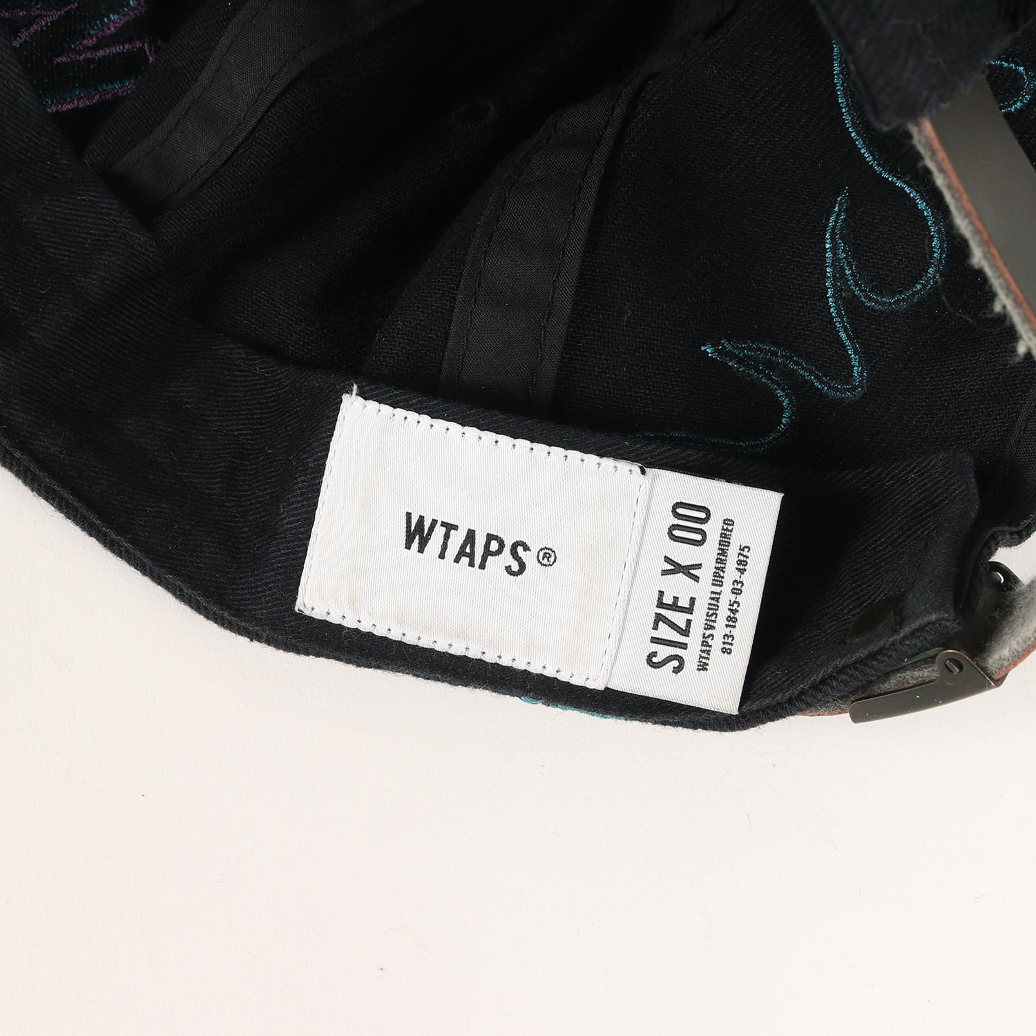 WTAPS (ダブルタップス) ロゴ 刺繍 ツイル キャップ (CAP.COTTON.TWILL 201HCDT-HT04) -  ブランド古着の通販・買取 | BEEGLE by Boo-Bee