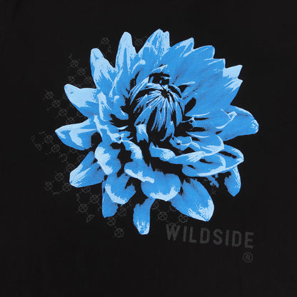 24SS グラフィック フラワー ロゴ Tシャツ (WILDSIDE × CHIVAS REGAL BLUE FLOWER T-Shirt. SS-T87-003)