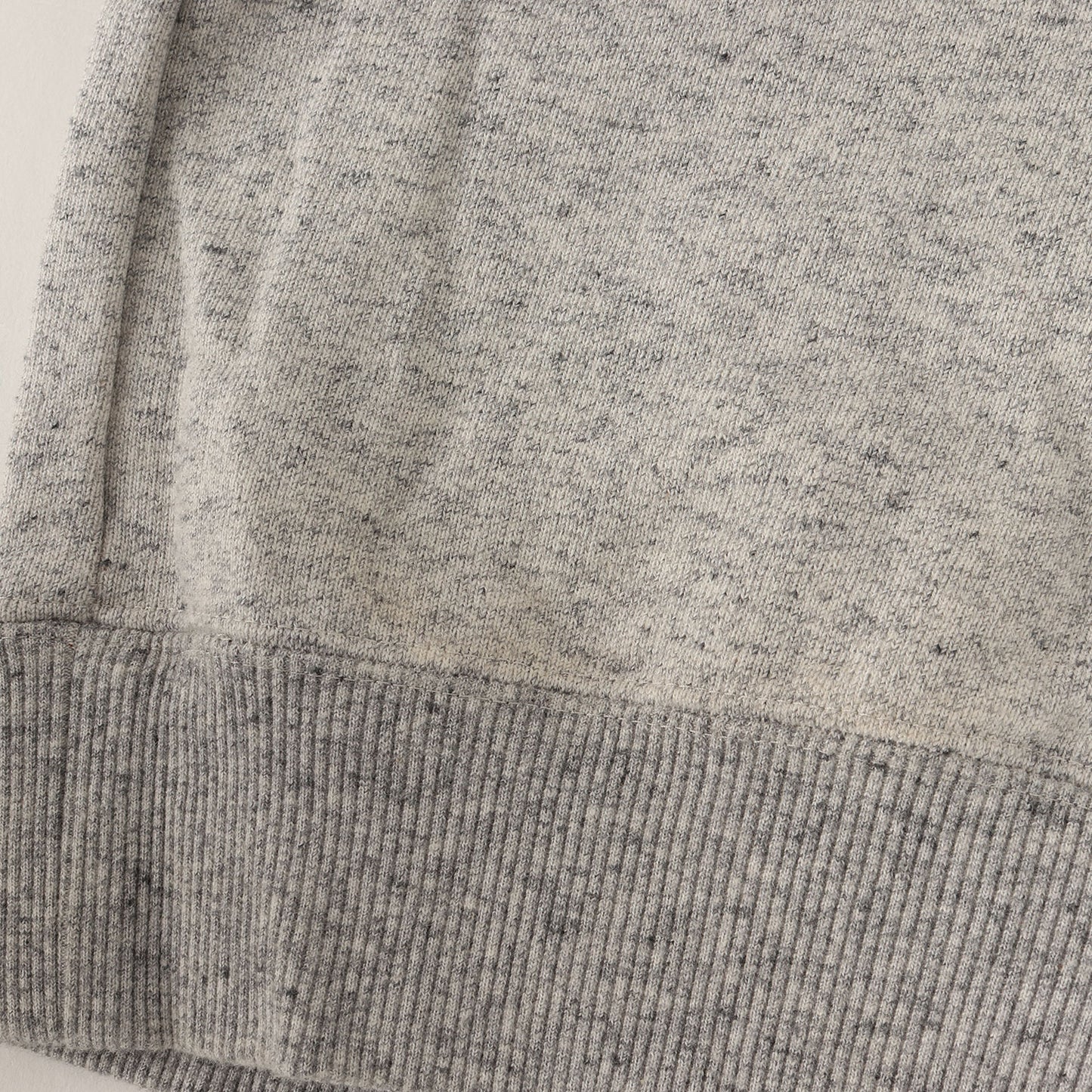 DAIRIKU (ダイリク) グラフィック ハーフジップ スウェット パーカー  