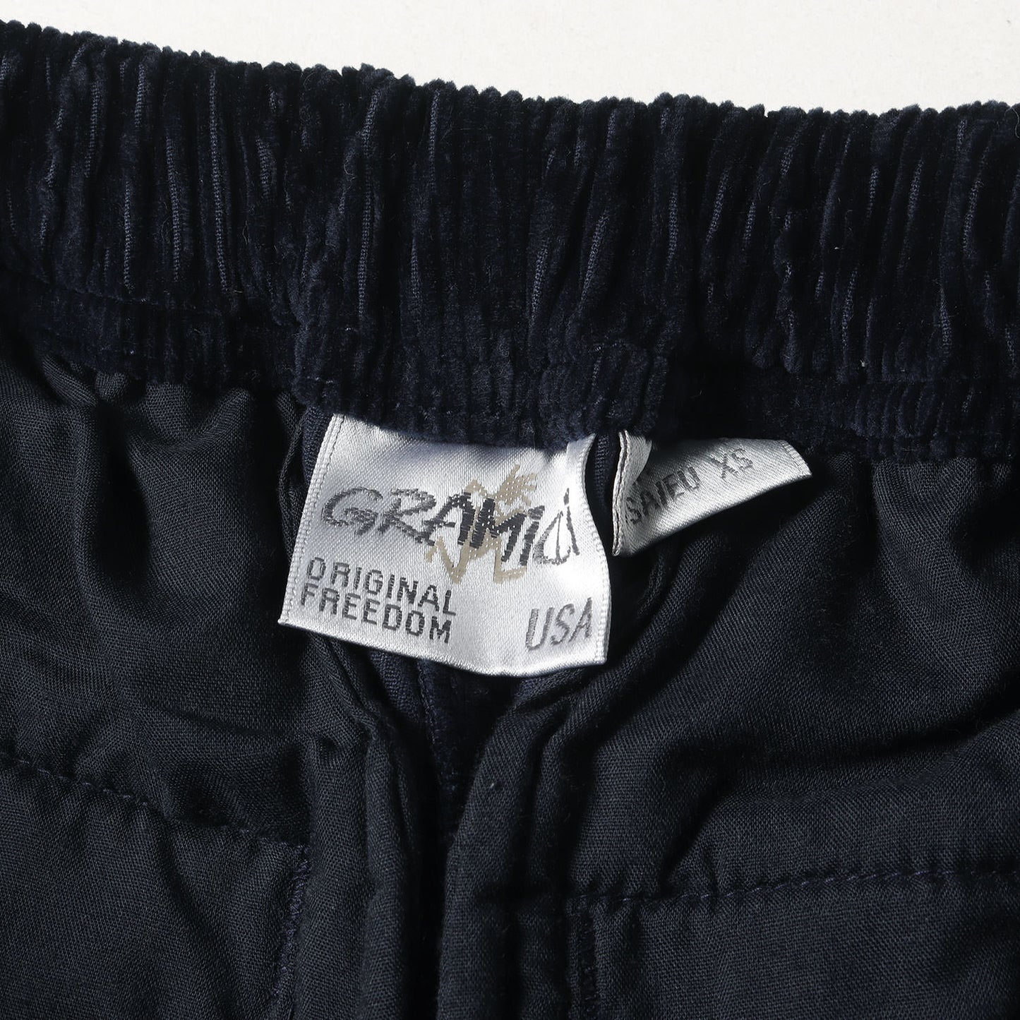 ストレッチ コーデュロイ ルーズ テーパード パンツ (CORDUROY LOOSE TAPERED PANTS GUP-21F047) / 中太畝