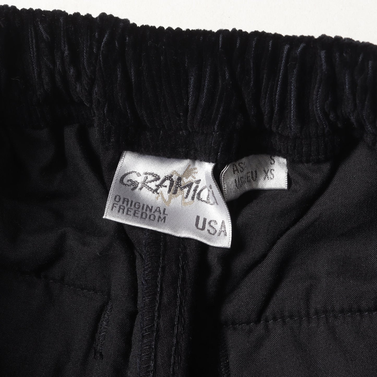 ストレッチ コーデュロイ ルーズ テーパード パンツ (CORDUROY LOOSE TAPERED PANTS GUP-21F047) / 中太畝