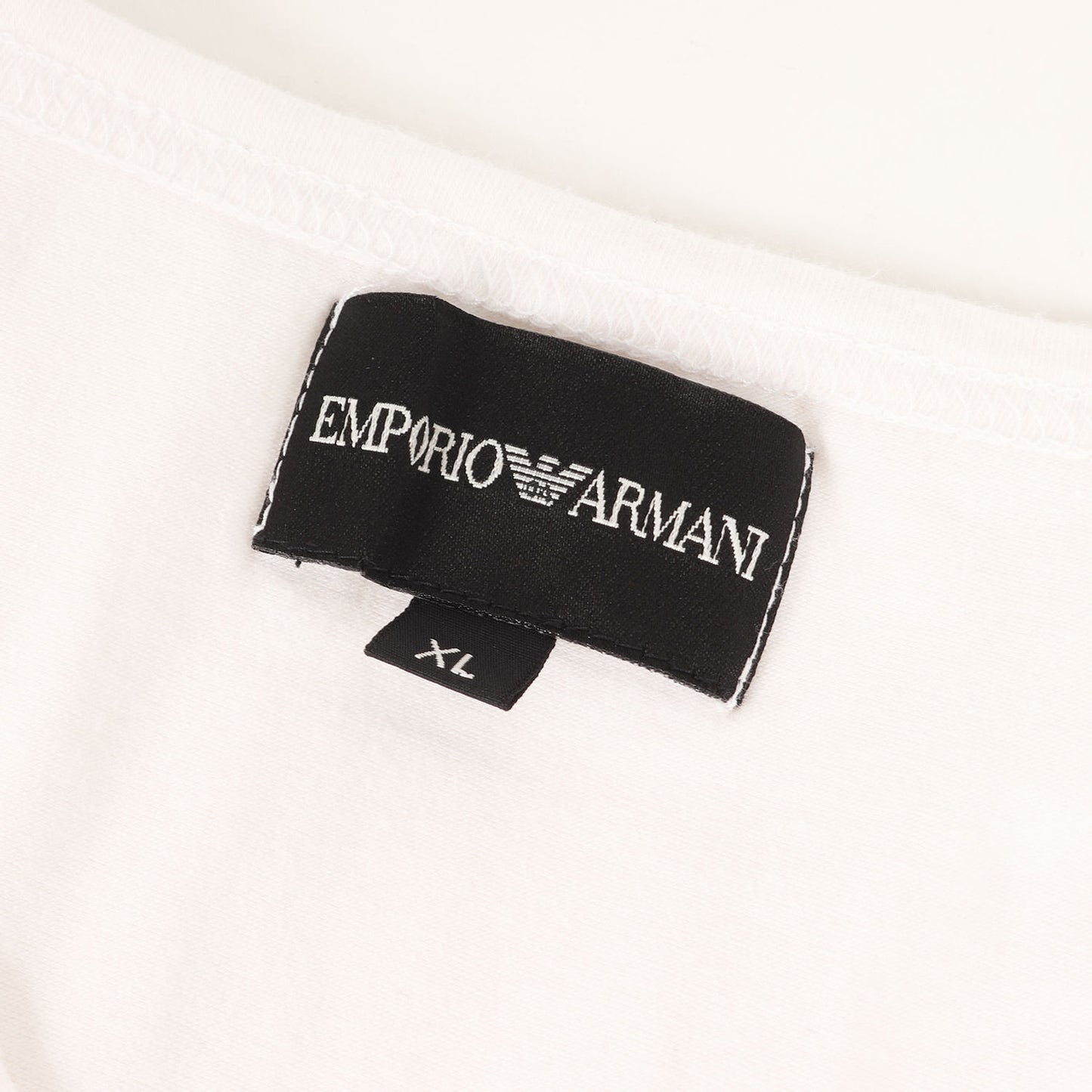 ワンポイント ラインストーン イーグルマーク ストレッチ Vネック Tシャツ / MADE IN JAPAN