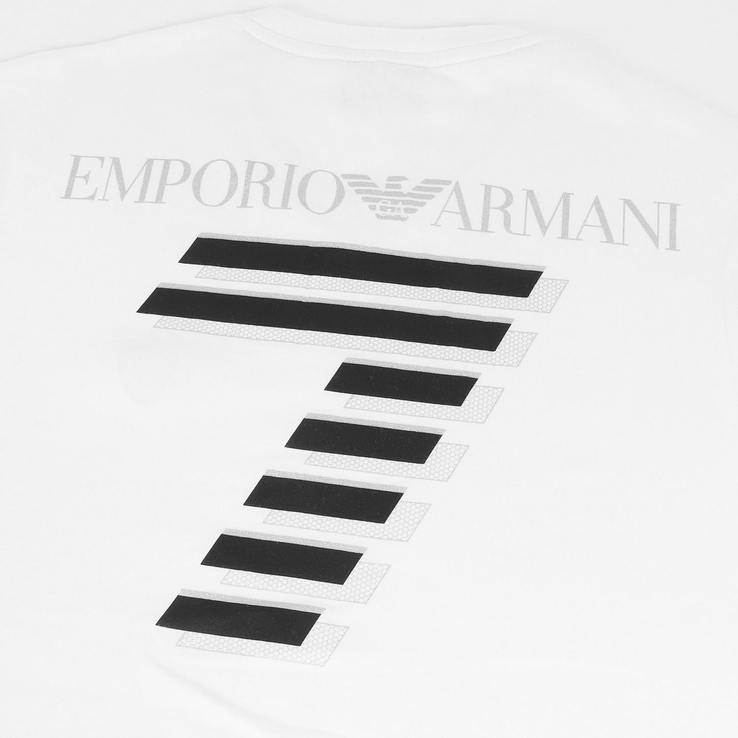 EA7 エンブレムワッペン付き ストレッチ Vネック Tシャツ