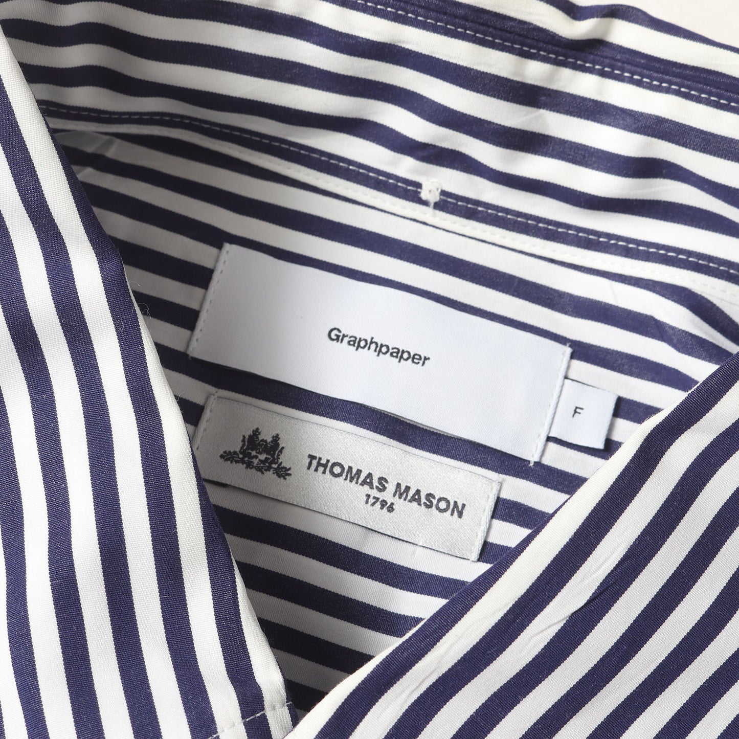 × THOMAS MASON ストライプ ボタンダウン ドレス シャツ (THOMAS MASON Oversized B.D GM222-50004)