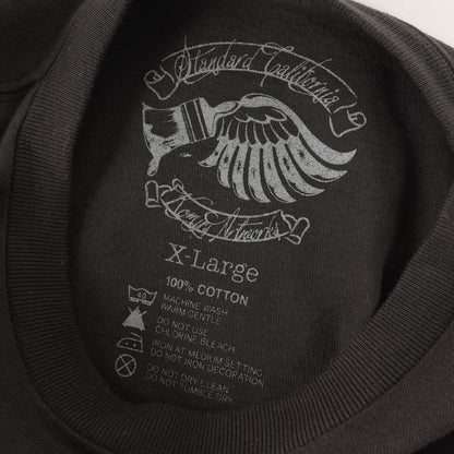 24SS グラフィック ロゴ Tシャツ (SD CHILL CHIC T-SHIRT)