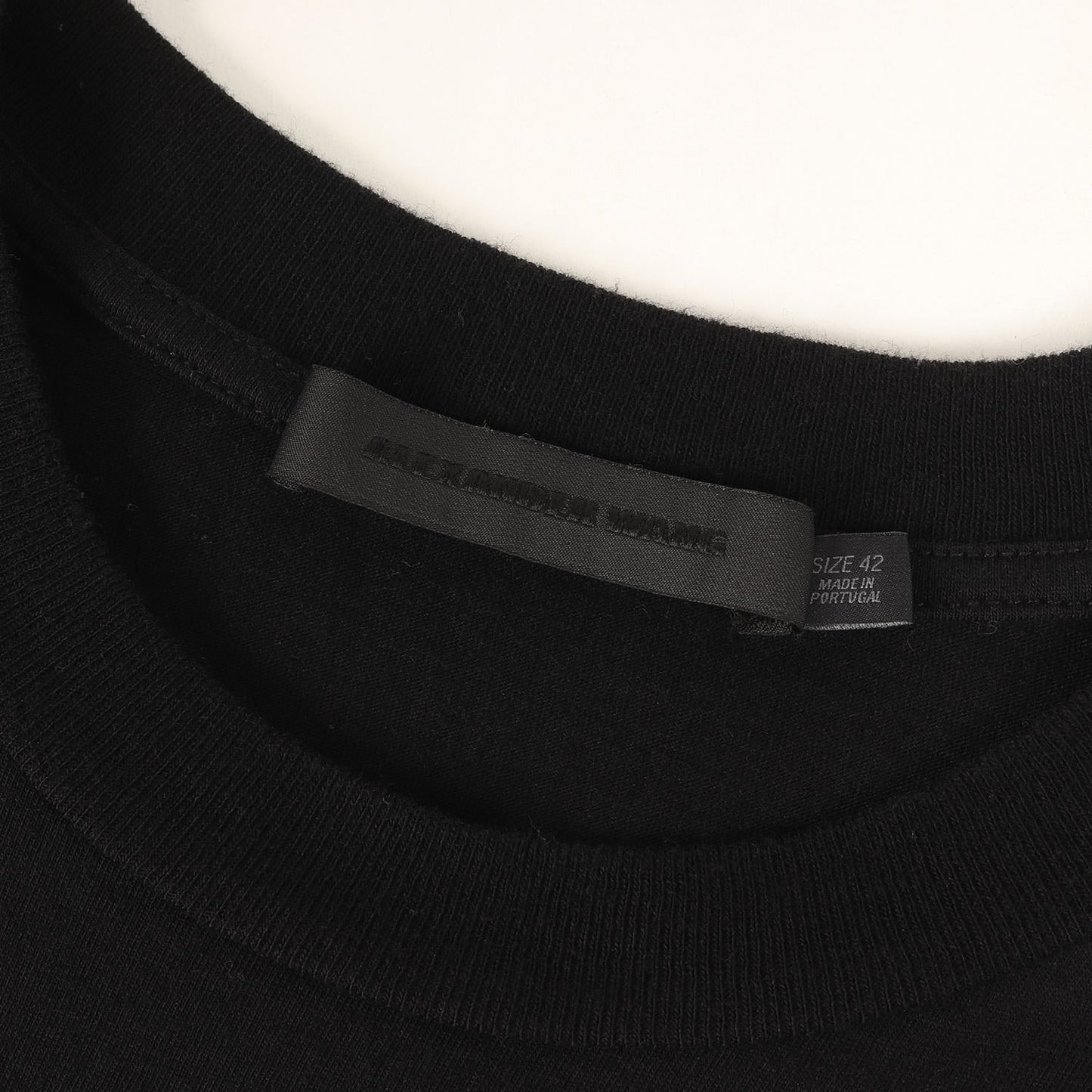 バーコード ロゴ Tシャツ