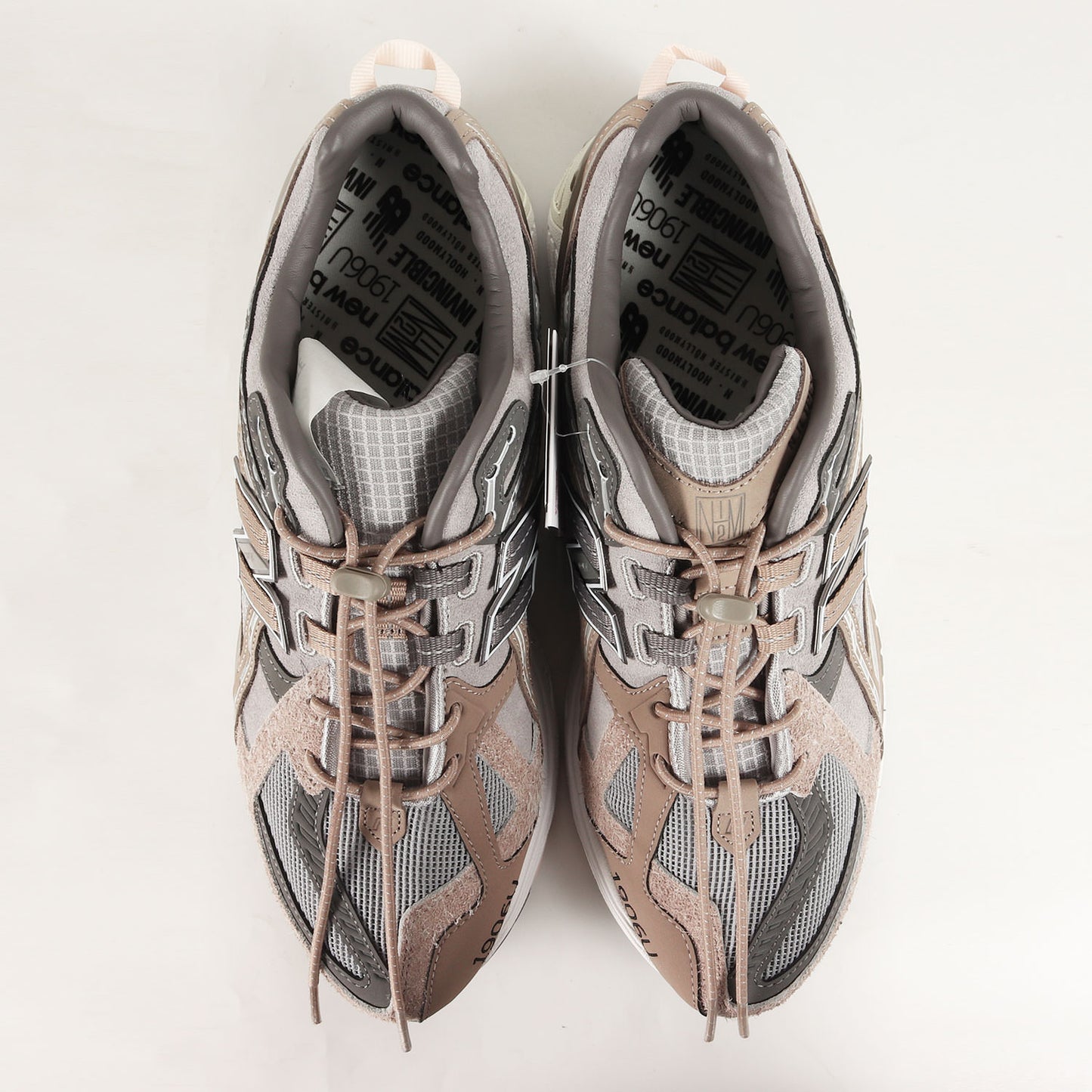 24SS ×NEW BALANCE × INVINCIBLE M1906NIH