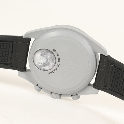 × Swatch MISSION TO THE MOON クォーツ ウォッチ (SO33M100)