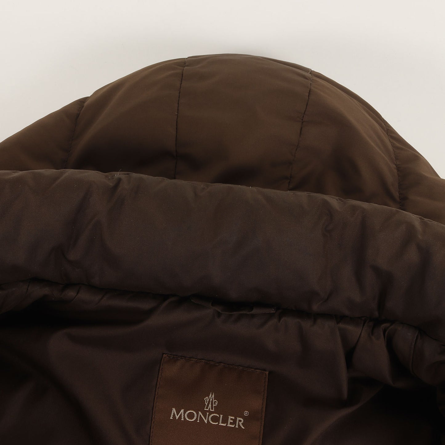 茶タグ フード付き フルジップ ダウンジャケット