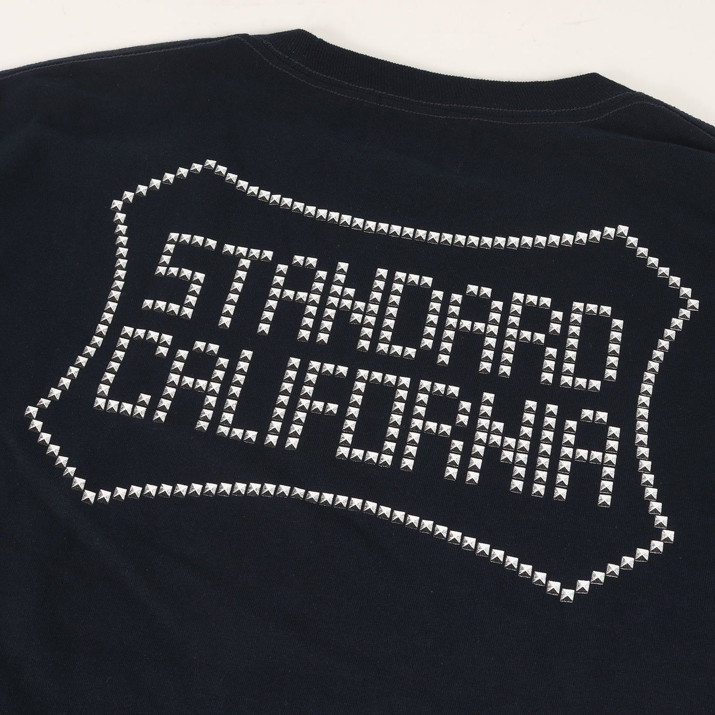 24AW × HTC スタッズ シールドロゴ 長袖 Tシャツ (HTC × STANDARD CALIFORNIA LOGO LONG SLEEVE T-SHIRT)
