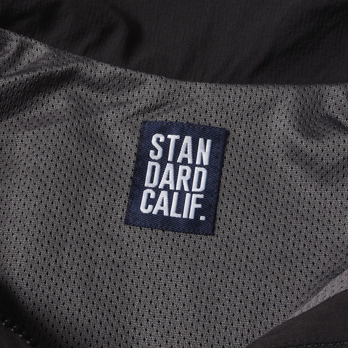 24AW ロゴ 刺繍 ストレッチ コーデュラナイロン ユーティリティ ベスト (SD Cordura Stretch Utility Vest)
