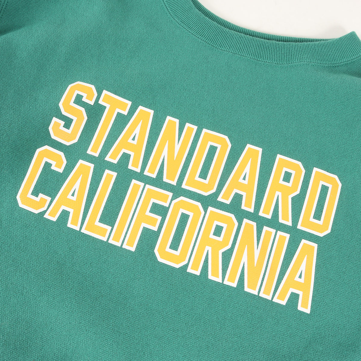 22AW × Champion カレッジロゴ プリント スウェット (SD REVERSE WEAVE CREW SWEAT)
