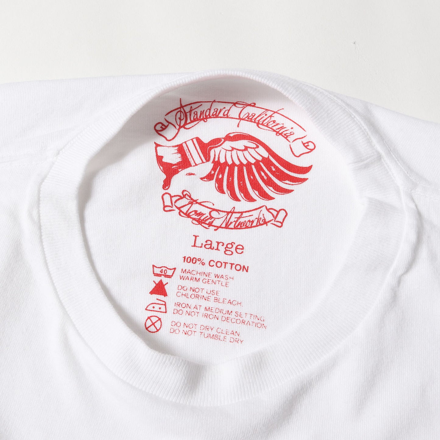 24SS グラフィック ロゴ Tシャツ (SD CHILL CHIC T-SHIRT)