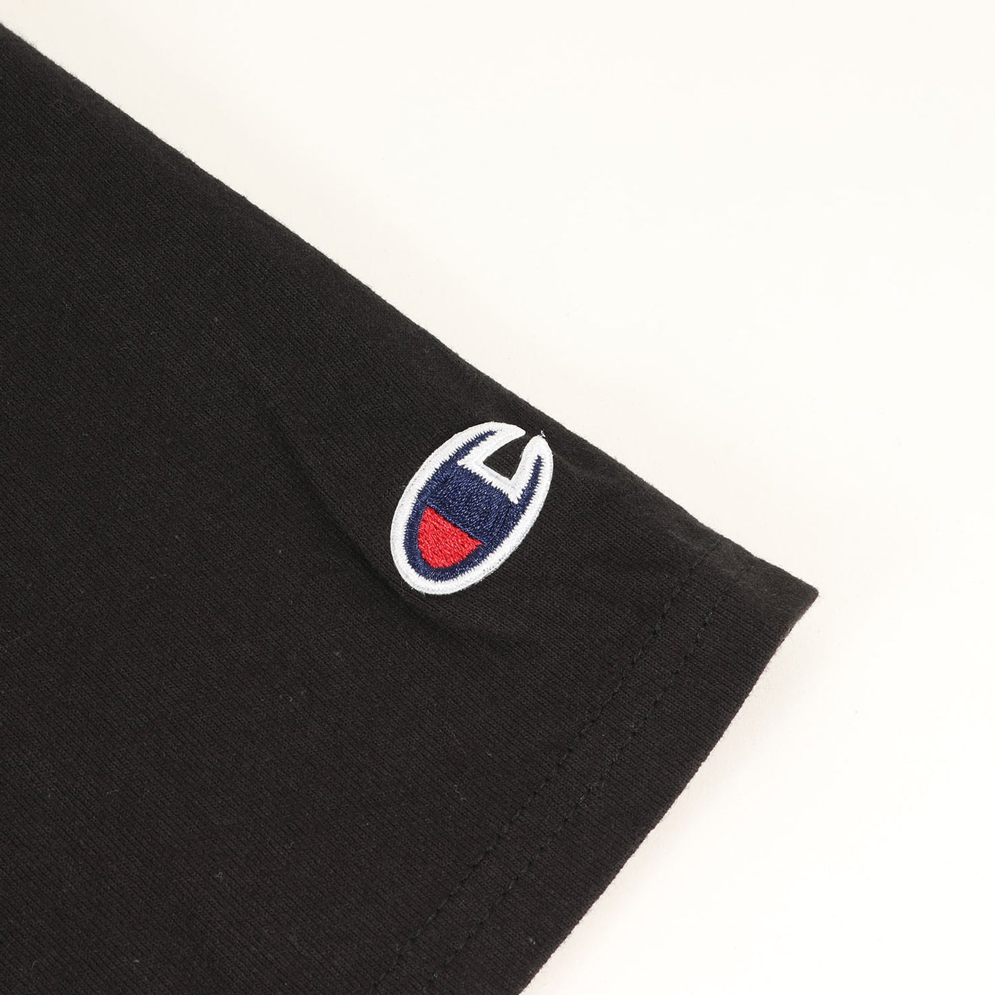 × Champion ブランドロゴ クルーネック Tシャツ