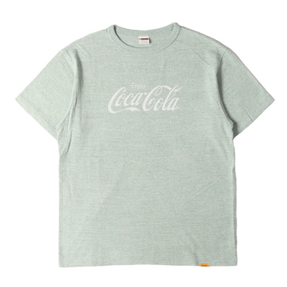 24SS × COCA COLA グラフィック ロゴ バインダーネック Tシャツ (COCA COLA × SD 88/12 LOGO T)