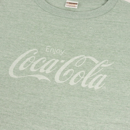 24SS × COCA COLA グラフィック ロゴ バインダーネック Tシャツ (COCA COLA × SD 88/12 LOGO T)