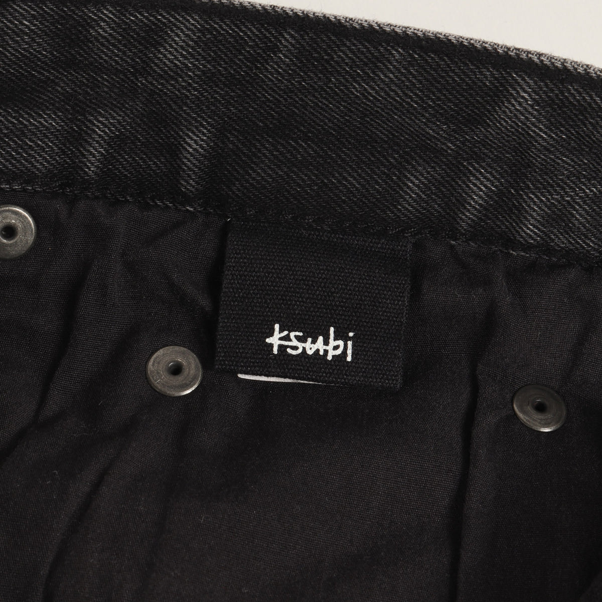 膝クラッシュ加工 ストレッチ スキニー デニムパンツ (CHITCH SELVEDGE 3 YEAR)